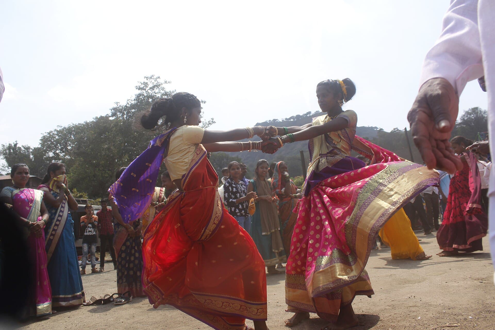Round Dance