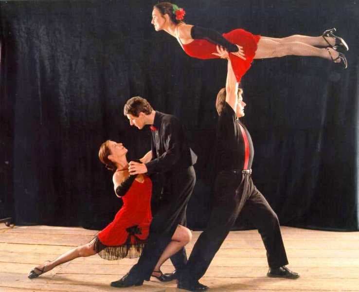 Tango im Fluß ... , die Schule für Tango Argentino