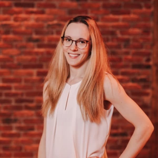 Tanzlehrerin Sabrina